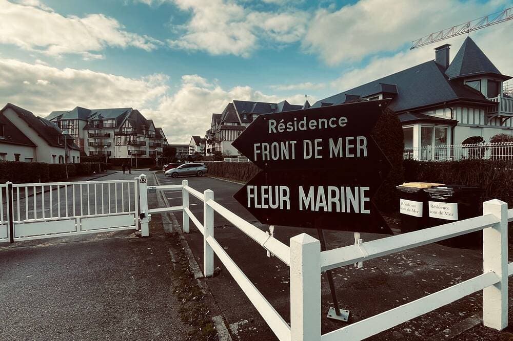 Foto 7 von 14: Appartement 2 Pièces Magnifique vue mer !résidence Accès Direct Plage