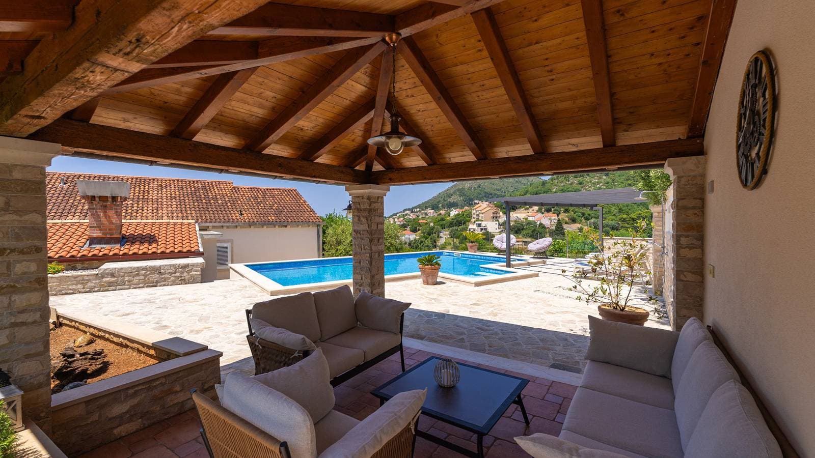 Foto 8 von 31: Villa None Kate by Villas Guide