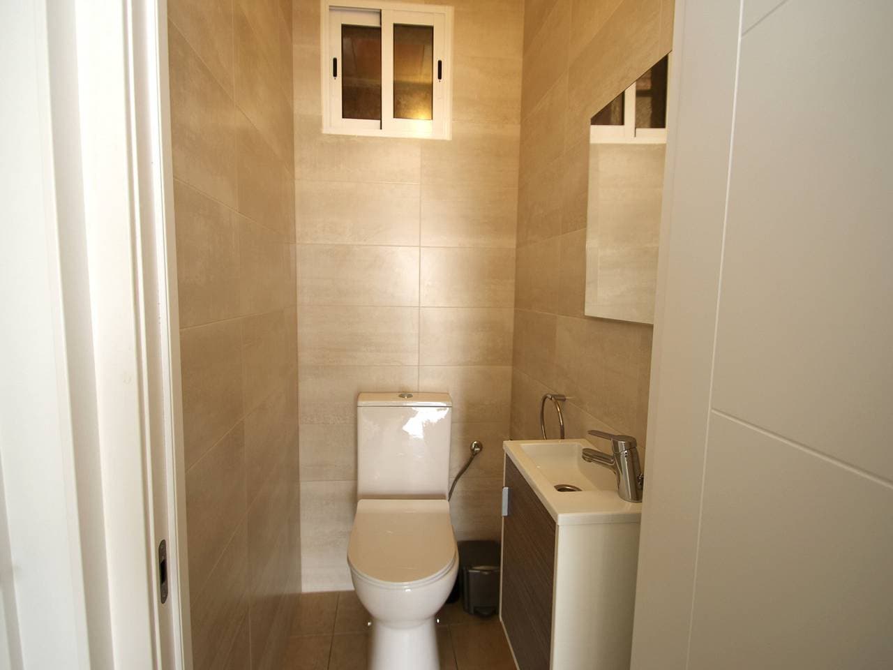 Foto 13 von 30: Geräumige Wohnung, Klimaanlage, Meerblick - 4 bis 6 Pers.