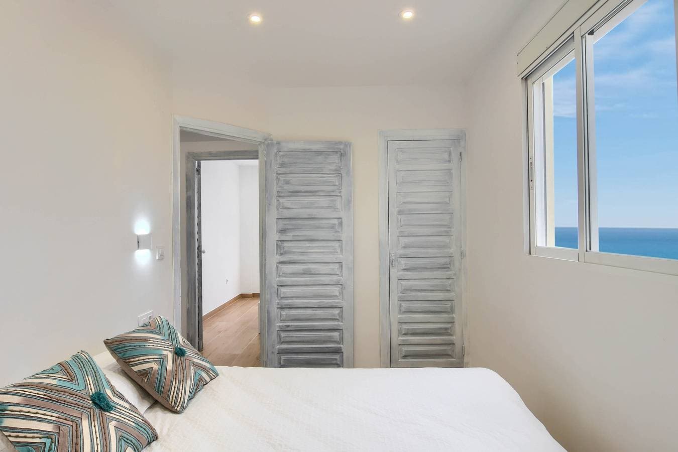 Foto 8 von 11: Appartement La Perla Seaview Calpe mit Meerblick, Pool, WLAN, Klimaanlage, Balkon & Terrasse