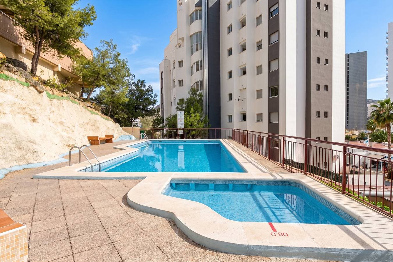 Moderne Wohnung in Finestrat, 50 m² mit Gemeinschaftspool 1