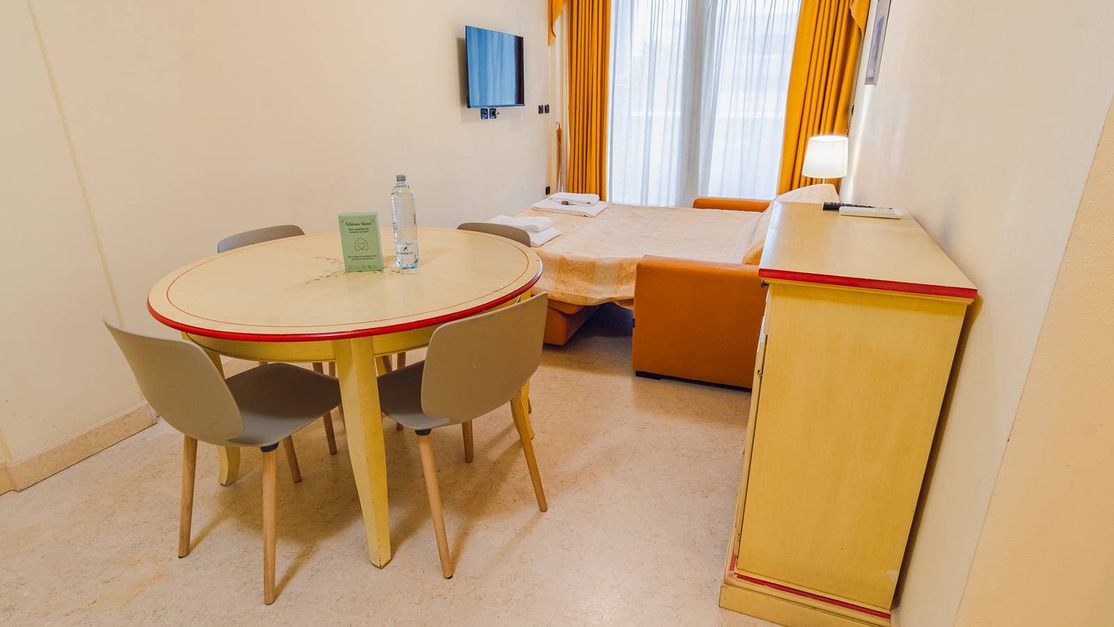 Foto 7 von 26: Ferienwohnung für 4 Personen mit Garten