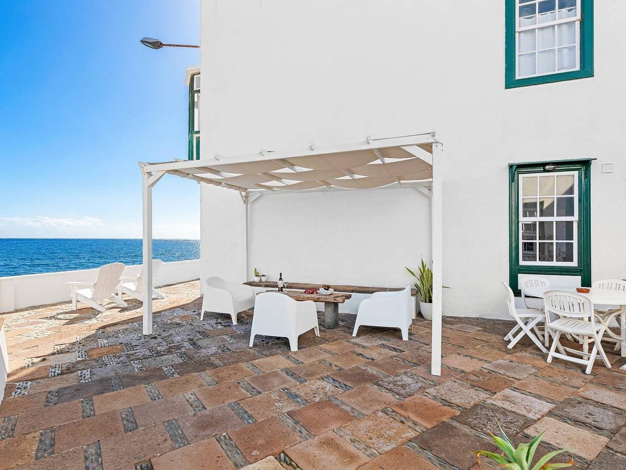 Foto 7 von 44: Ferienhaus für 4 Personen mit Terrasse