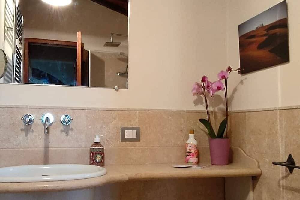 Foto 11 von 30: Passiontoscane : Haus mit privatem Pool, Wunderschöne Aussicht & totalem Komfort
