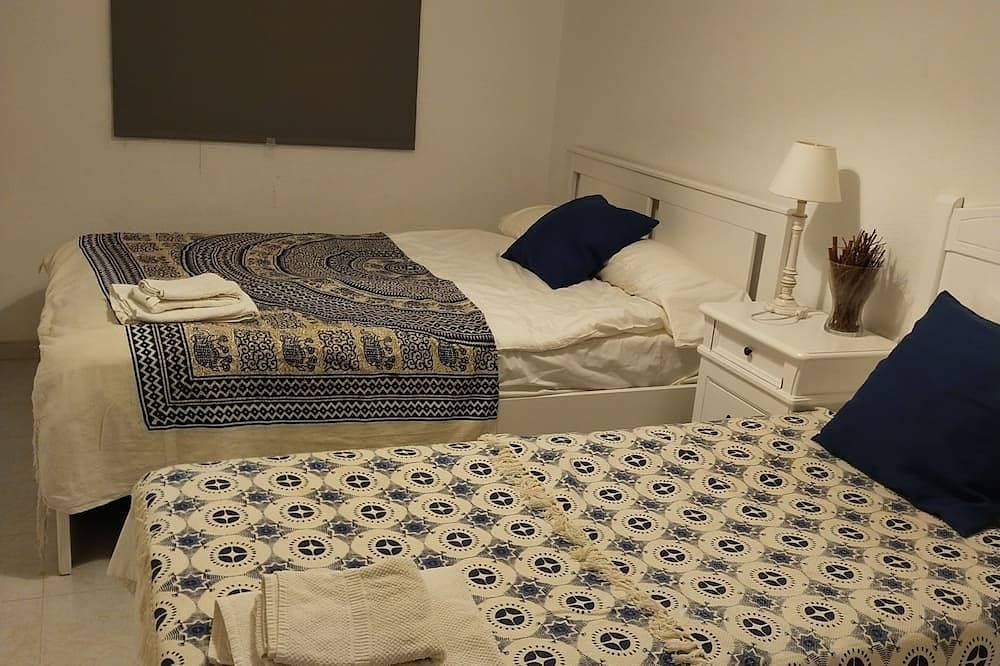 Foto 3 von 30: 4 Schlafzimmer Haus am Meer mit Pool 2 Schritte von Sabinillas (Estepona)