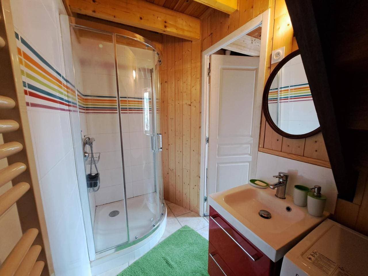 Foto 9 von 41: Three-Bedroom House