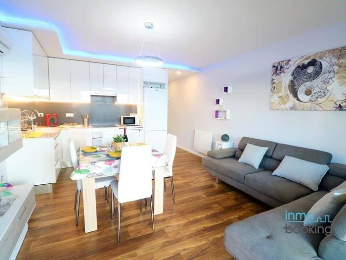 Foto 7 von 48: Ferienwohnung für 4 Personen mit Terrasse