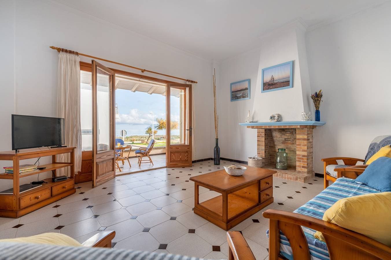 Foto 4 von 31: Zentrale Ferienwohnung nur wenige Meter vom Strand entfernt, mit Terrasse