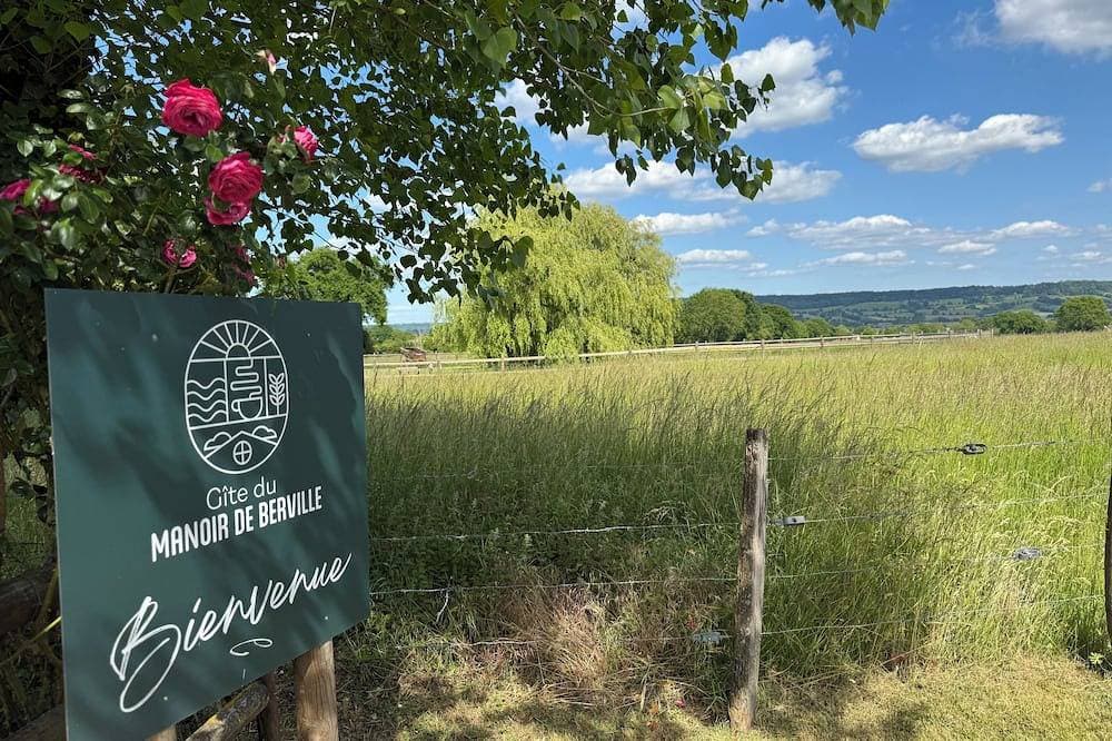 Gite du Manoir de Berville 1