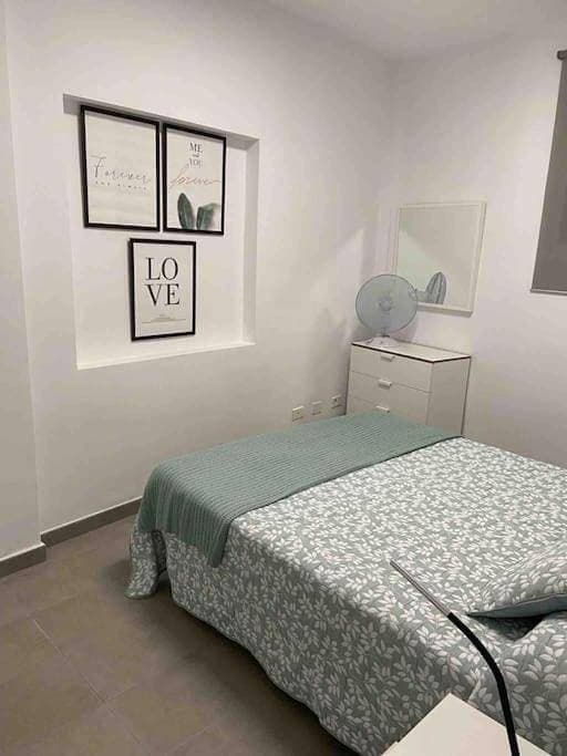 Foto 4 von 49: Two-Bedroom Apartment