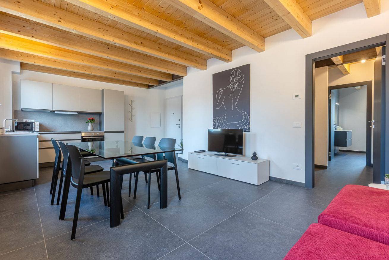Foto 10 von 43: Ferienwohnung für 9 Personen mit Balkon