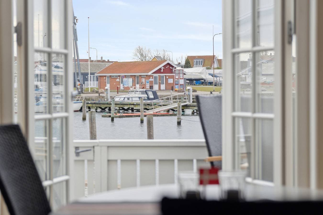 Foto 2 von 22: Schönes Ferienhaus mit Blick auf den Hafen