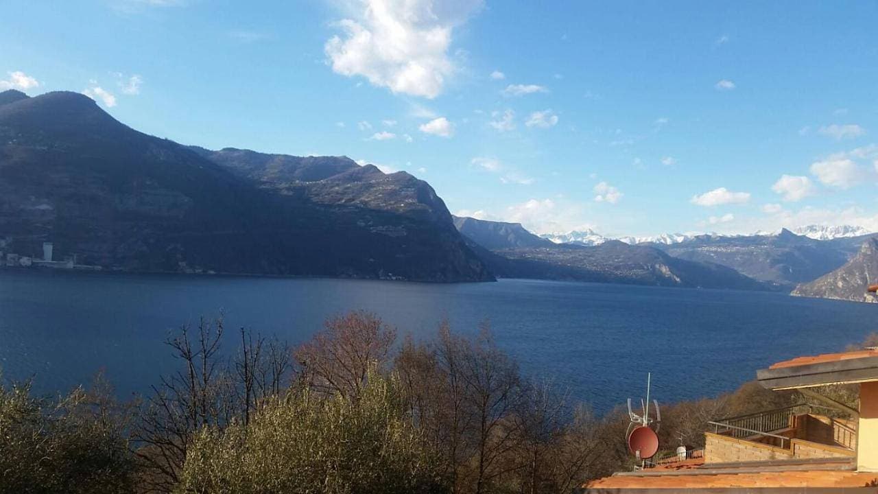 Foto 8 von 35: Apartment with Lake View