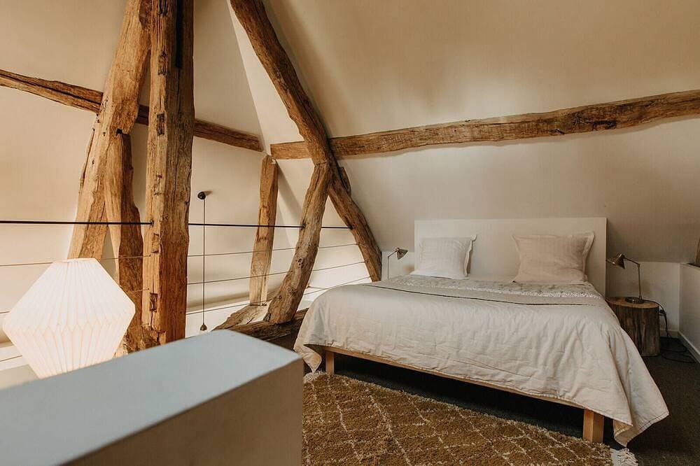 Foto 6 von 24: La Maison-Gîte-Design-Ensuite mit Bad