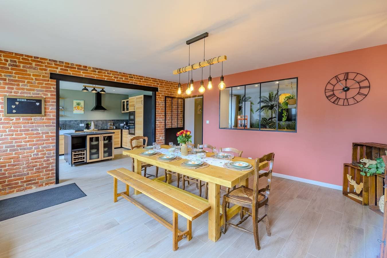 Foto 3 von 15: Ferienhaus für 9 Personen mit Terrasse