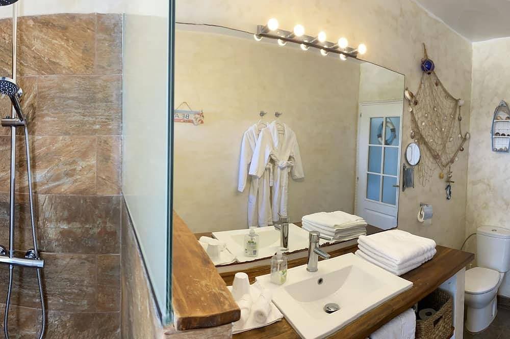 Foto 4 von 30: Casa Saskia mit einer schönen Aussicht auf einer Avocadoplantage Beheitzter Pool