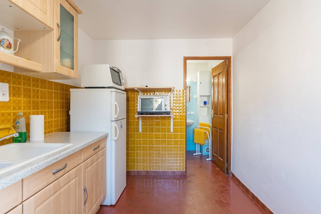 Foto 8 von 20: Appartement „T2 L’Amourié 1. Etage“ mit überdachter Terrasse und Seeblick