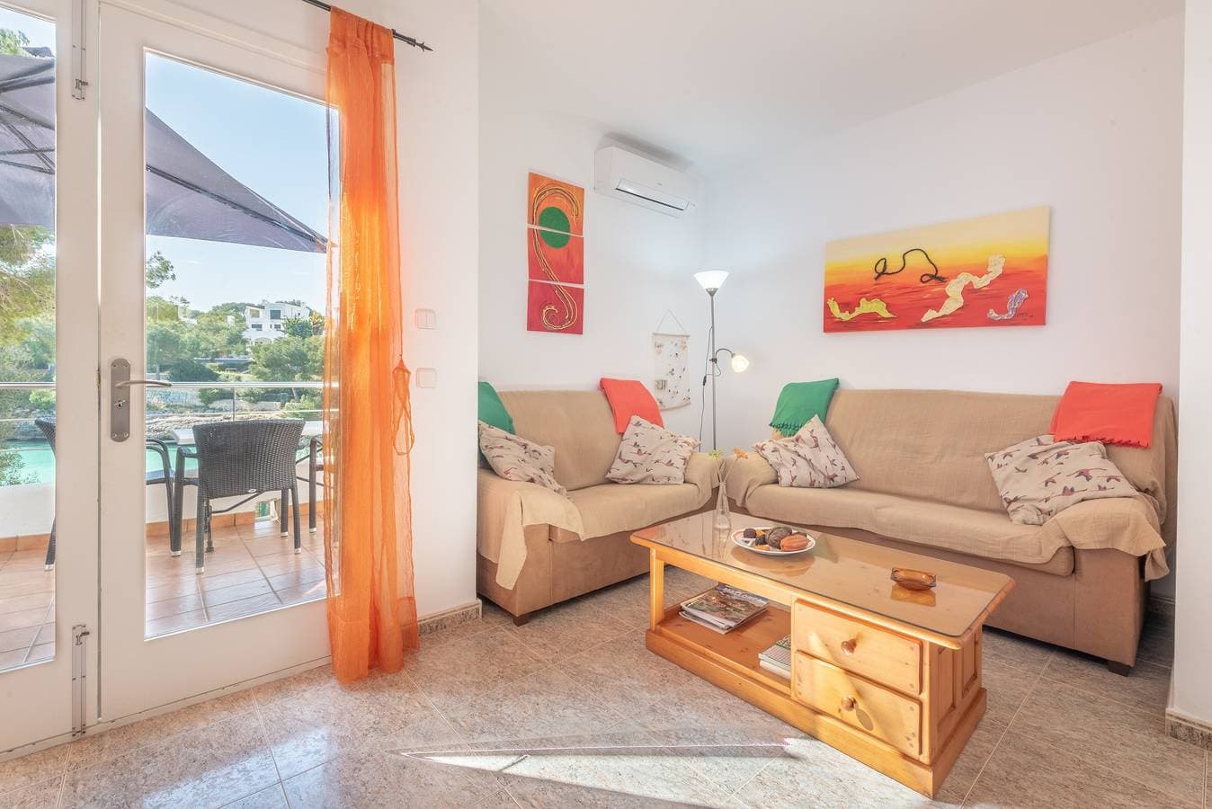 Foto 6 von 25: Klimatisierte Ferienwohnung "Bungalow Cala Dor 27" mit Meerblick und Pool