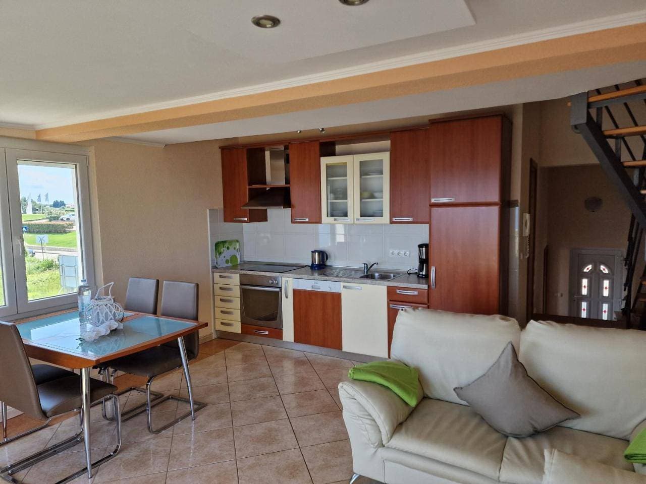 Foto 8 von 25: Two-Bedroom Apartment with Balcony and Sea View