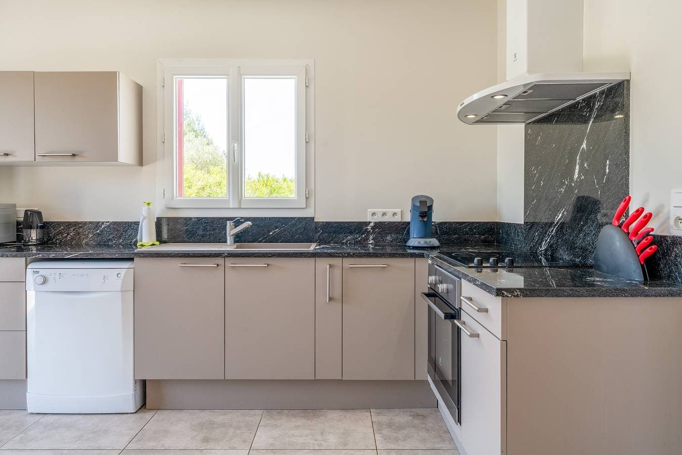 Foto 7 von 23: Ferienhaus „Les Cinsault“ mit privatem Pool, WLAN und Klimaanlage