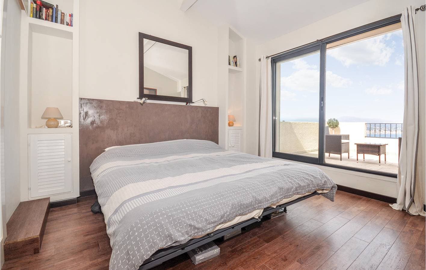 Foto 6 von 34: Appartement am Pool: Terrasse, WiFi, Parkplatz | Strand 700m