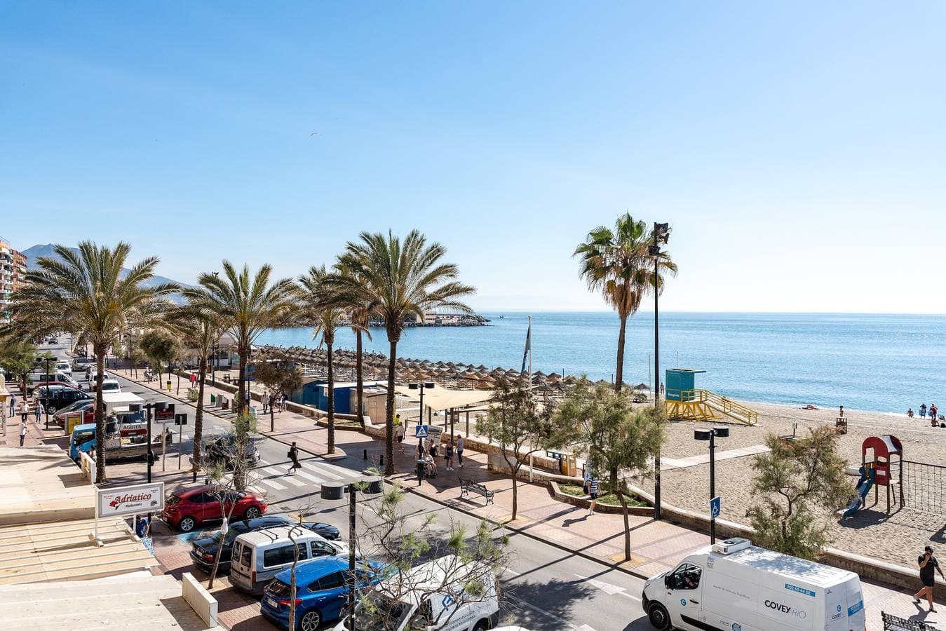 Foto 3 von 21: Einzimmerapartment 'Ventana al Mar' mit Terrasse zum Meer hin und Klimaanlage