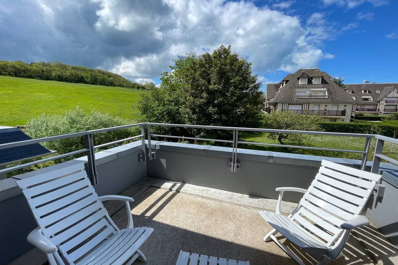 Foto 2 von 15: Ferienwohnung für 4 Personen mit Balkon