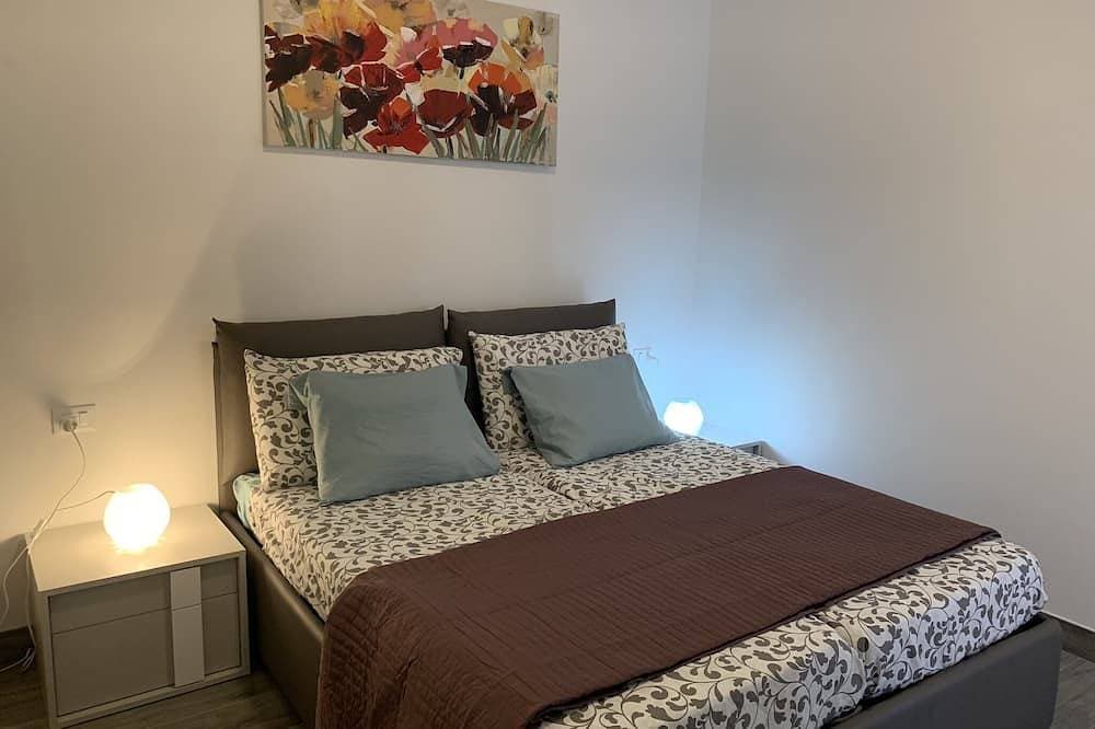 Foto 4 von 30: Neubau, Luxus 2-Bett-Wohnung mit Blick auf das Meer