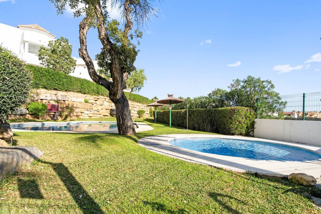 Foto 2 von 15: Ferienwohnung 'Meerblick nahe dem Strand' mit privatem Pool, Wi-Fi und Klimaanlage