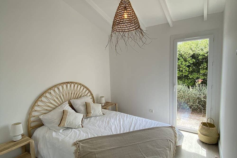 Foto 3 von 30: Cosy accommodation, walking distance to the beach, sea-view patio.