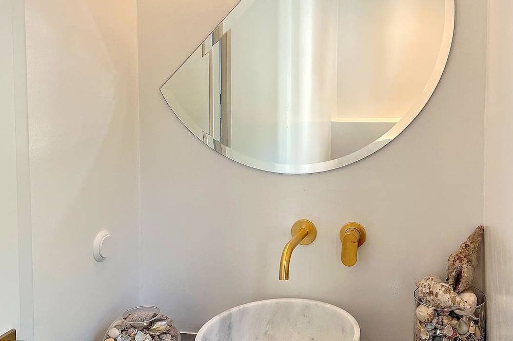 Foto 7 von 30: Elegant Villa