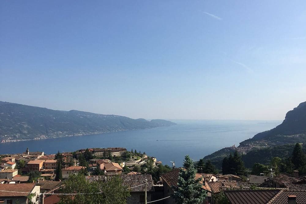 Foto 7 von 7: Francesco by Theater Home, mit Pool und wunderschönem Seeblick