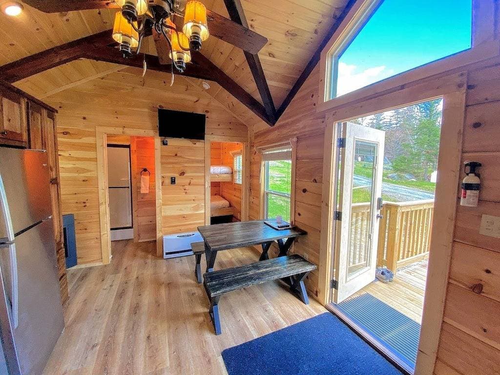 Foto 9 von 11: B3 Großartiges \"Tiny Home\" mit Klimaanlage, Bergblick, Minuten zum Skifahren, Wandern, Attraktionen, hundefreundlich!