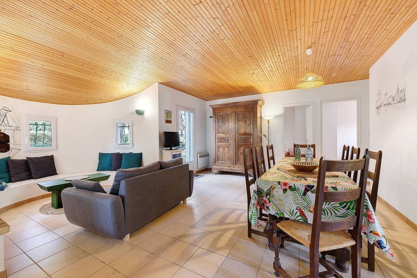 Foto 4 von 31: Villa les amourettes – Ref 1000: Geräumige Villa im privaten Park, 200 m vom Strand