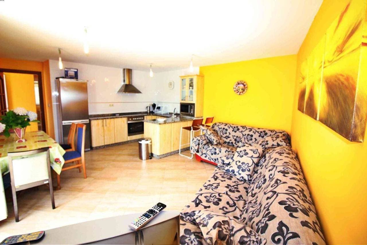 Foto 2 von 5: Three-Bedroom Holiday Home