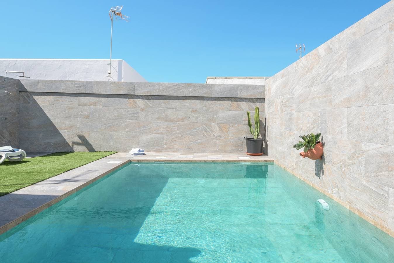 Casa Clavel con piscina privada 1