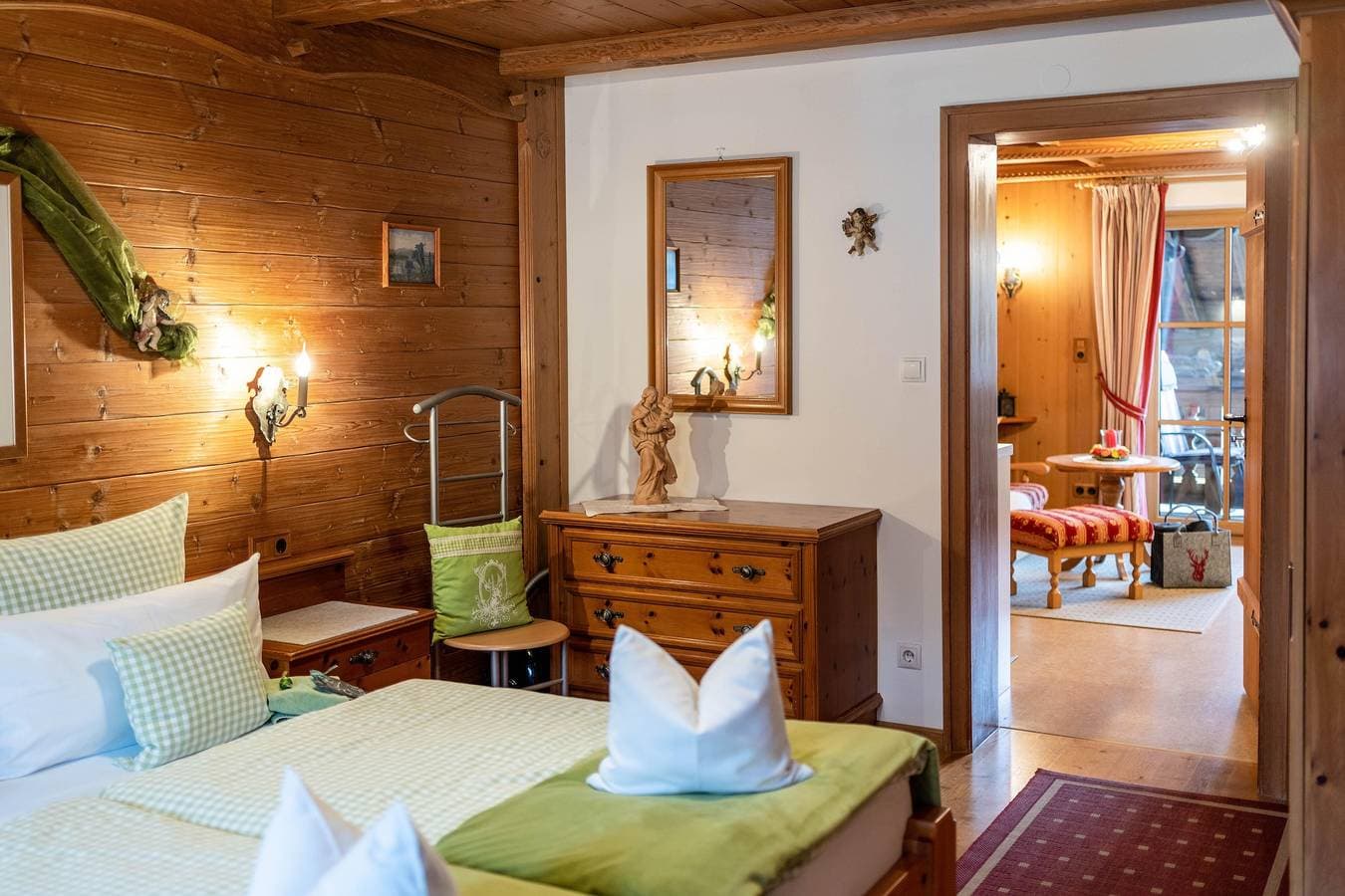 Foto 4 von 39: "Karwendel" FeWo,1 Schlafr.,Du und Wc,