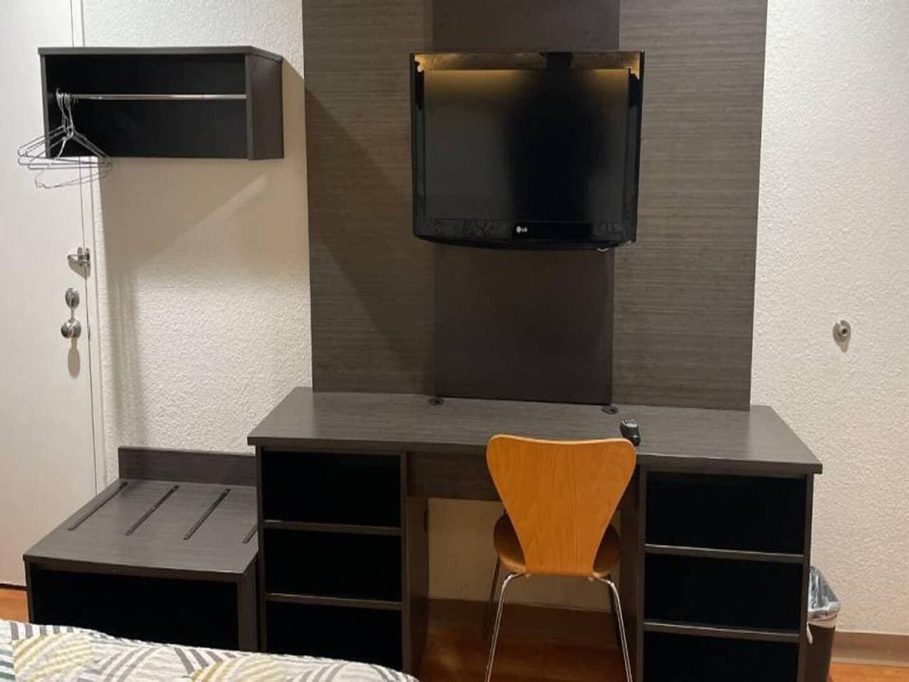 Foto 3 von 30: 1 Queensize-Bett | Kostenloses WLAN
