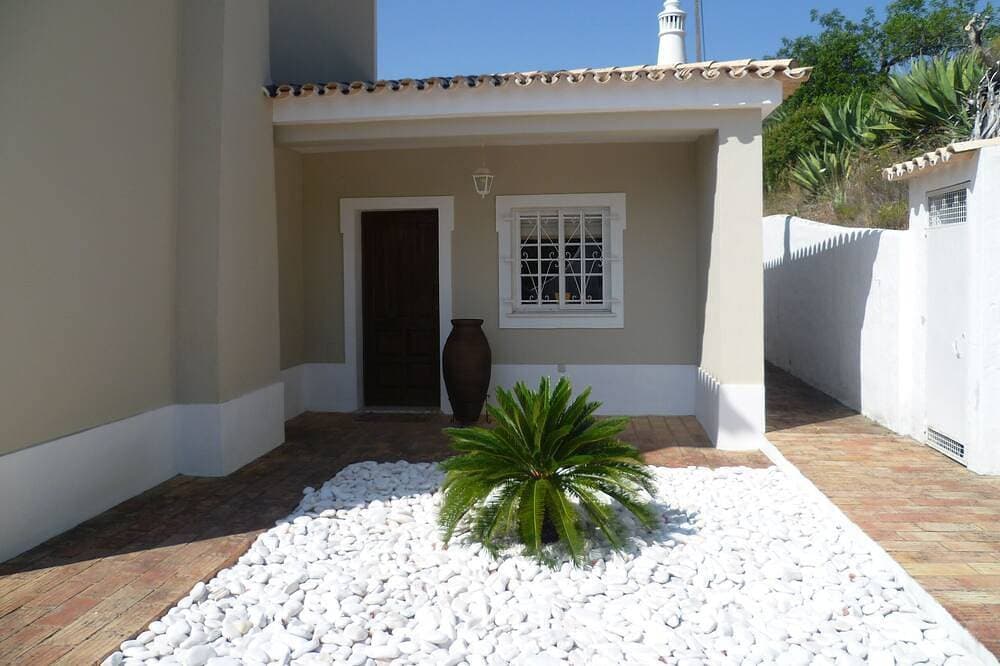 Foto 10 von 29: Abgeschiedene ländliche Villa mit privatem Pool und herrlichem Blick