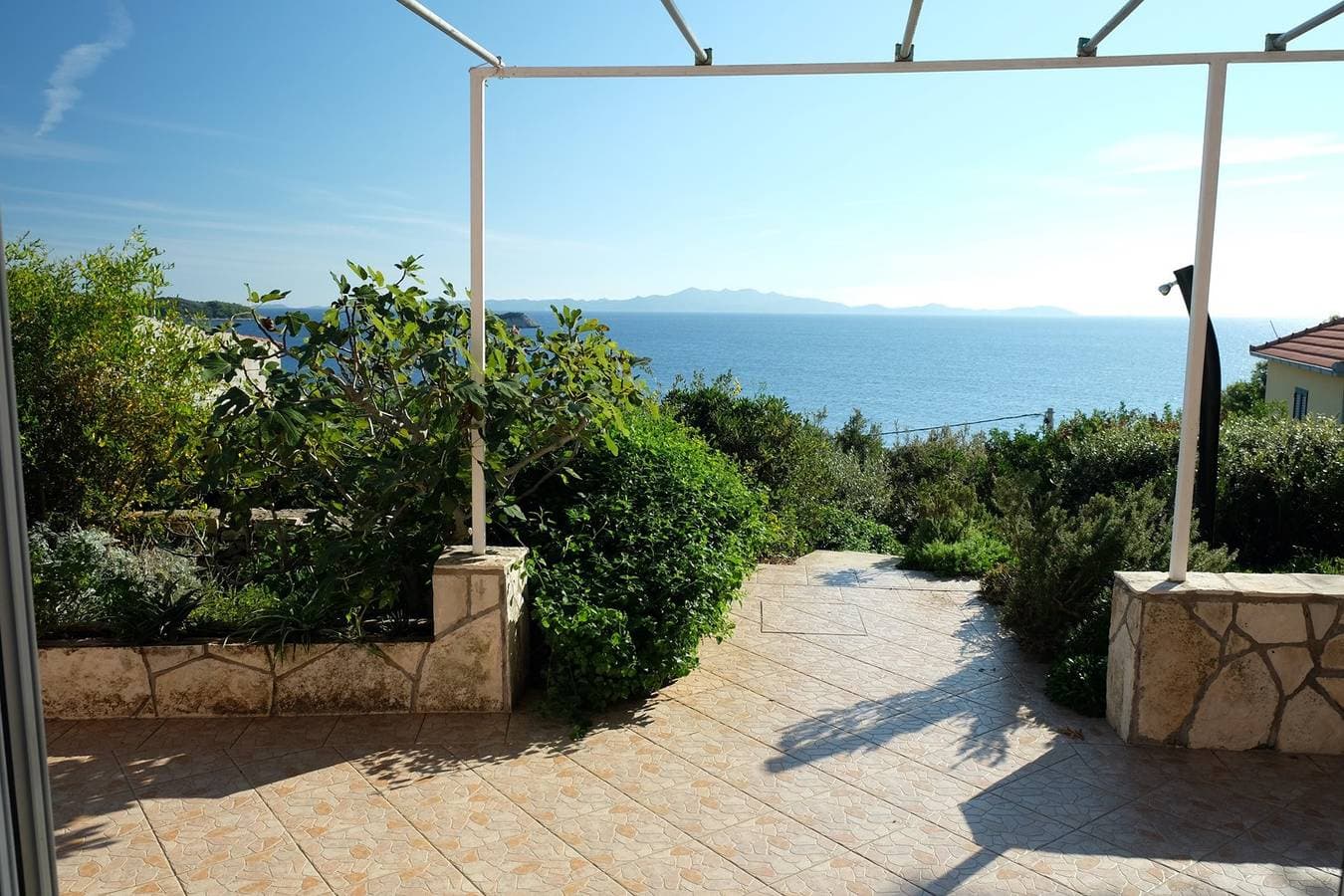 Foto 7 von 68: Ferienwohnung Ely mit Meerblick 70m vom Strand