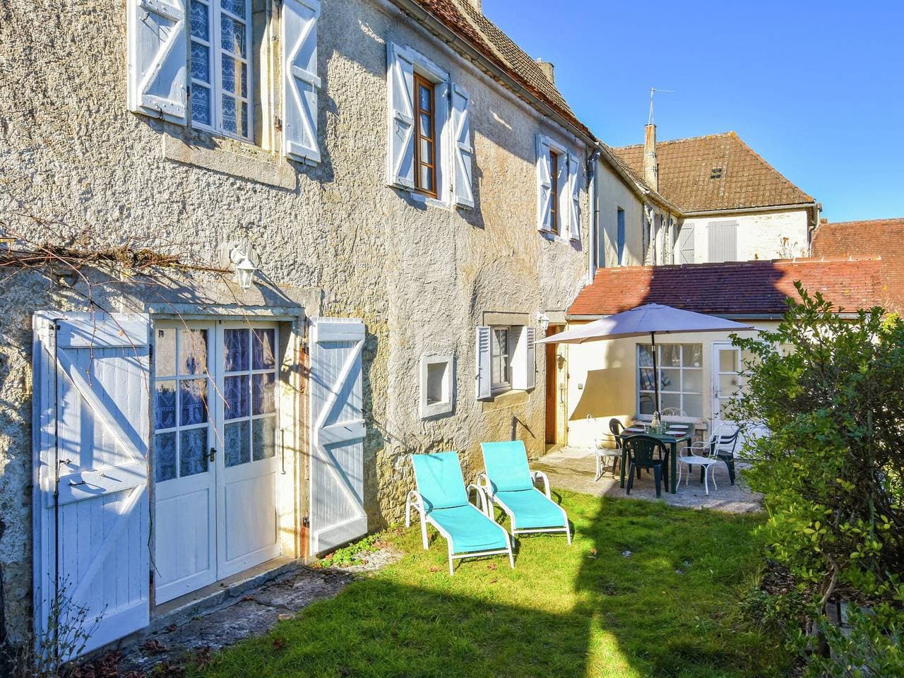 Charmanter Aufenthalt in Montfaucon 1