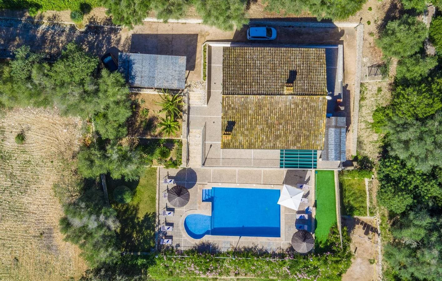 Modernes Apartment mit Pool und Terrasse, 500m zum Restaurant 1