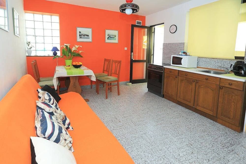 Foto 4 von 9: Bibinje, Haus am Meer