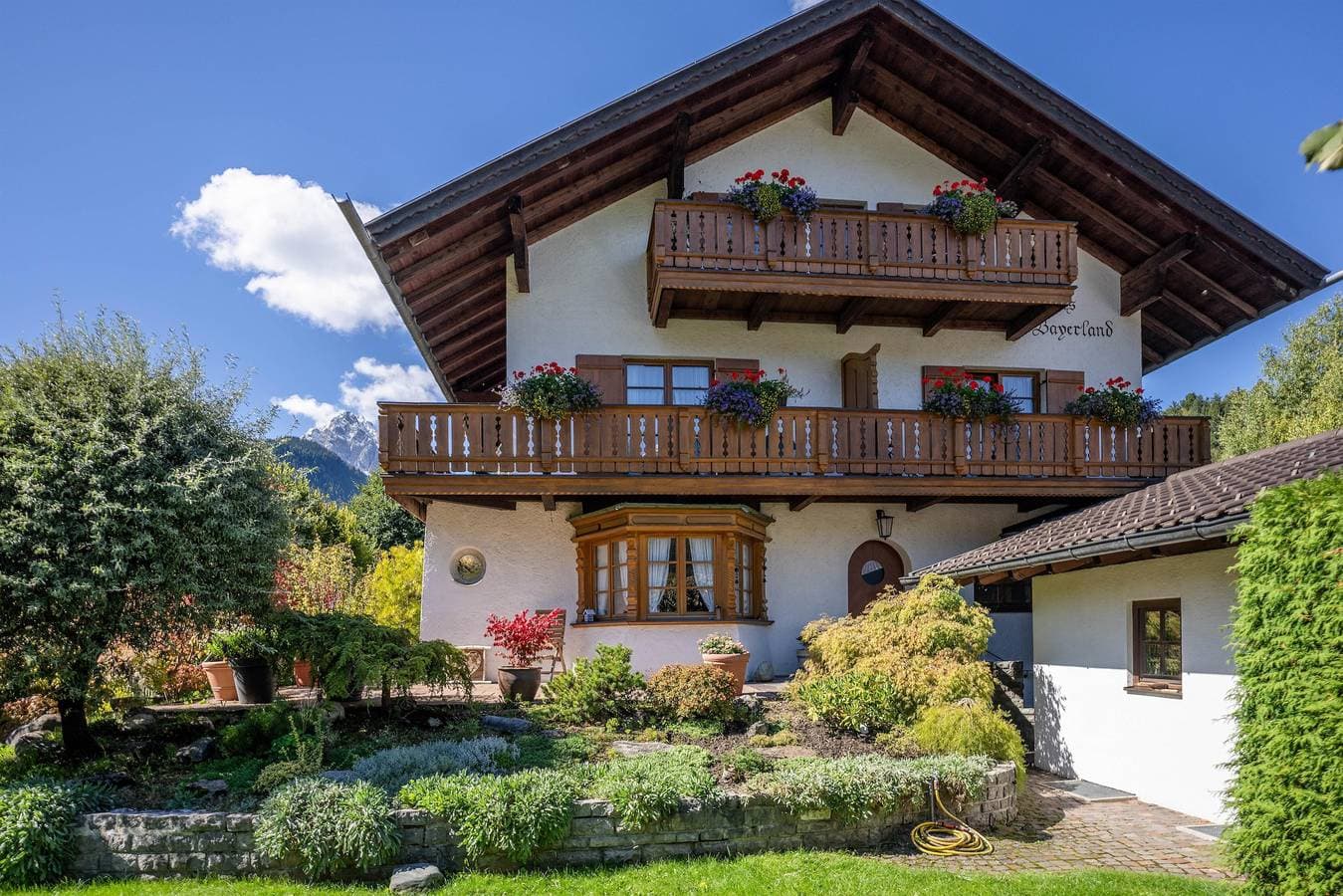 Bayerland, Haus 1