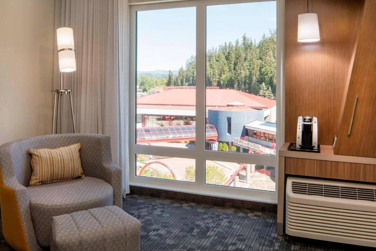 Foto 7 von 10: King Guest Room with City View