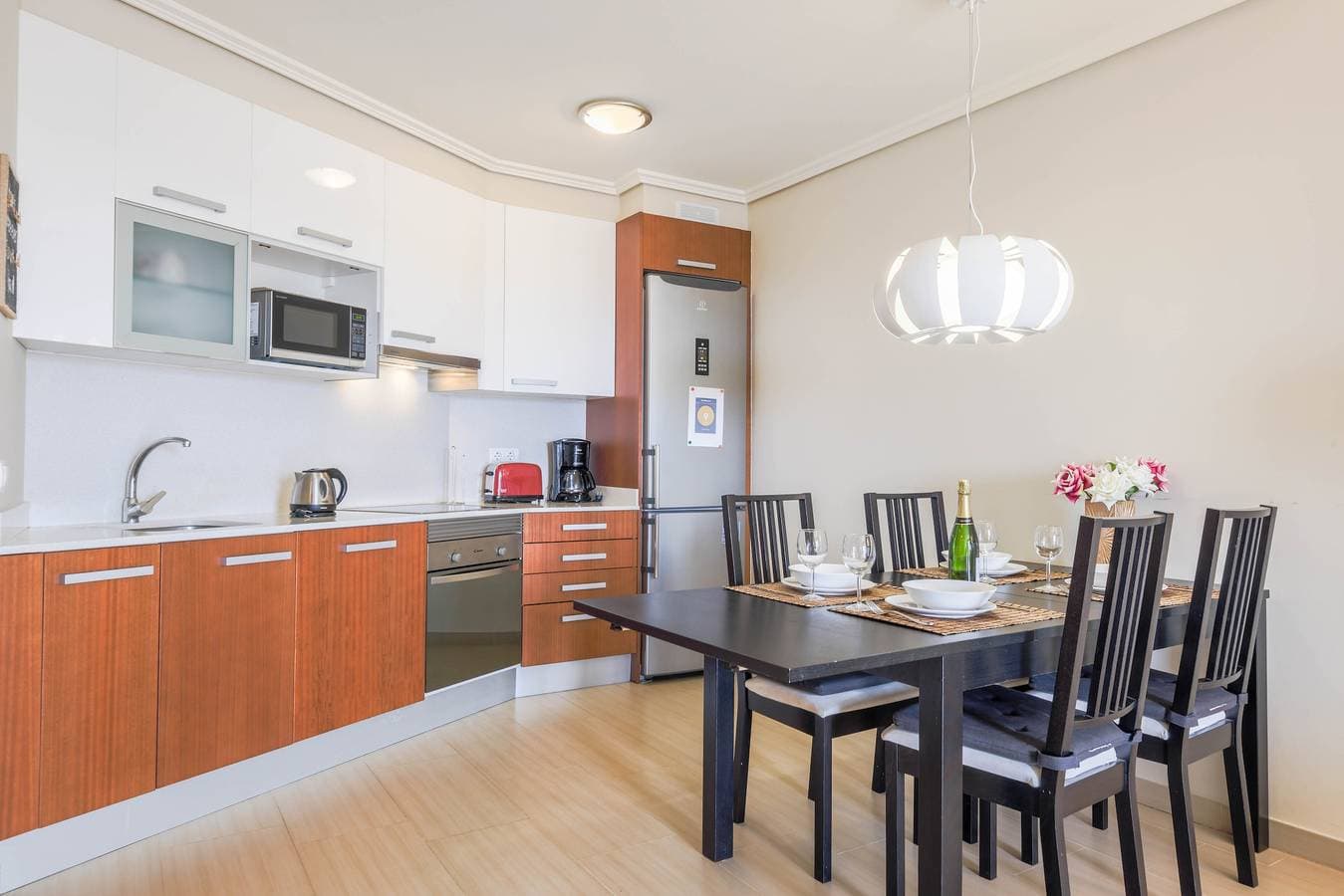Foto 8 von 28: Ferienwohnung Luxury Junto Al Mar nahe dem Strand mit Terrasse