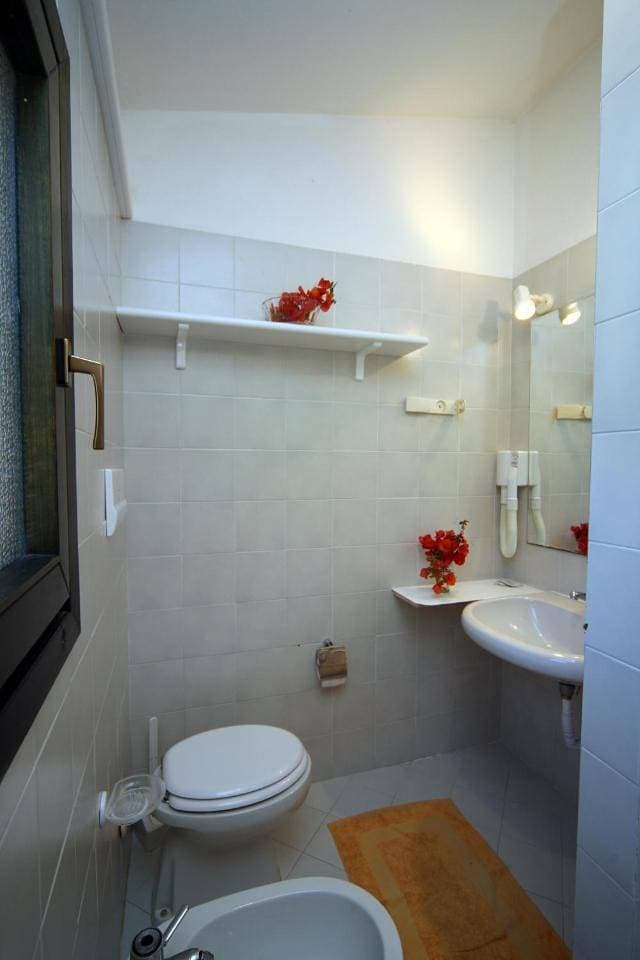 Foto 8 von 16: Two-Bedroom Apartment (4 Adults)