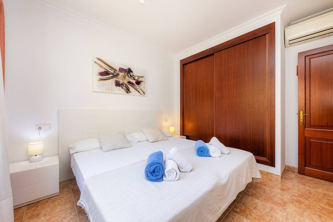 Foto 13 von 27: Ferienhaus 'Pomeres Nou' mit privatem Pool, WLAN und Klimaanlage
