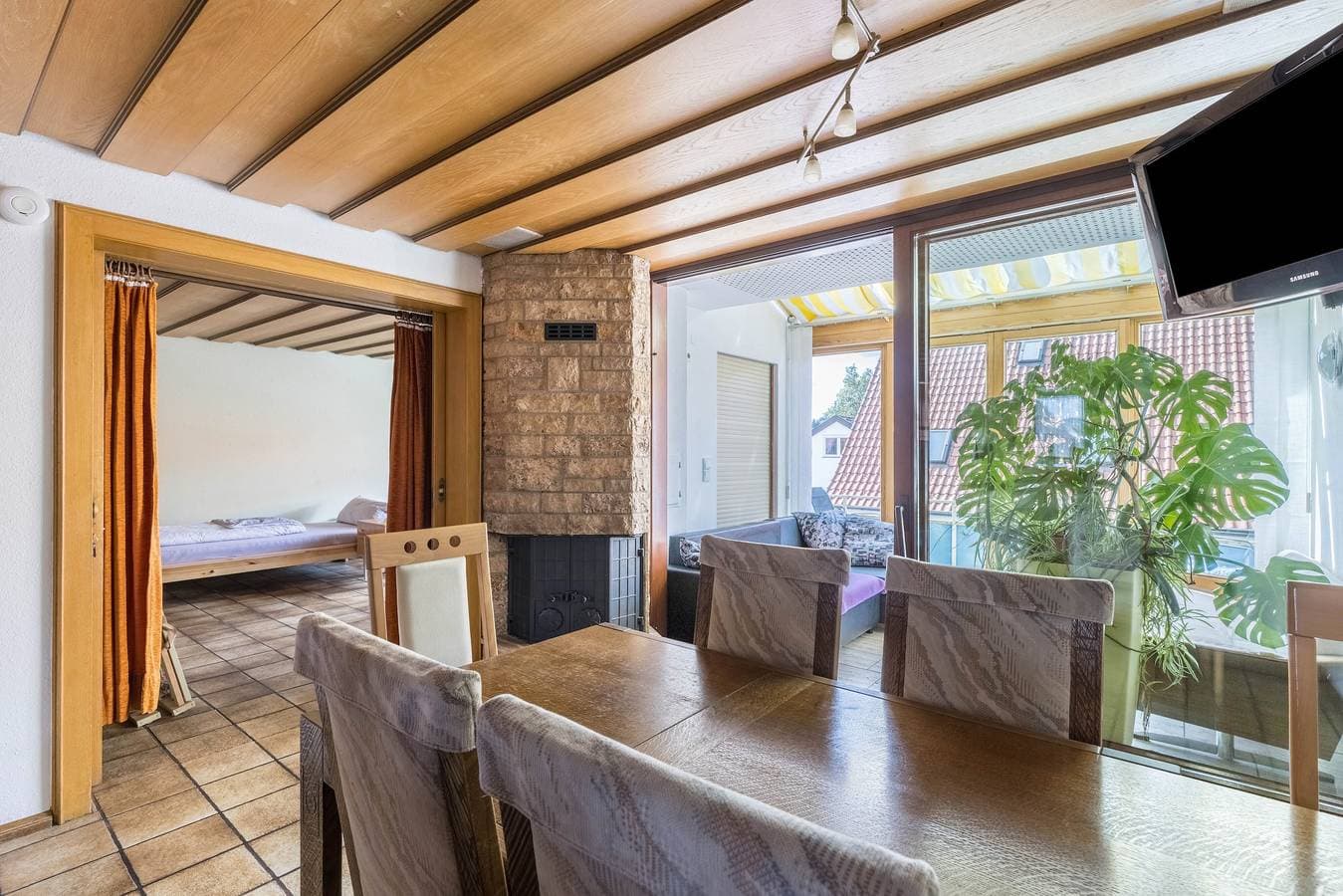 Foto 3 von 27: 'Handwerkertreff und Ferienwohnung' mit Terrasse, Balkon und WLAN