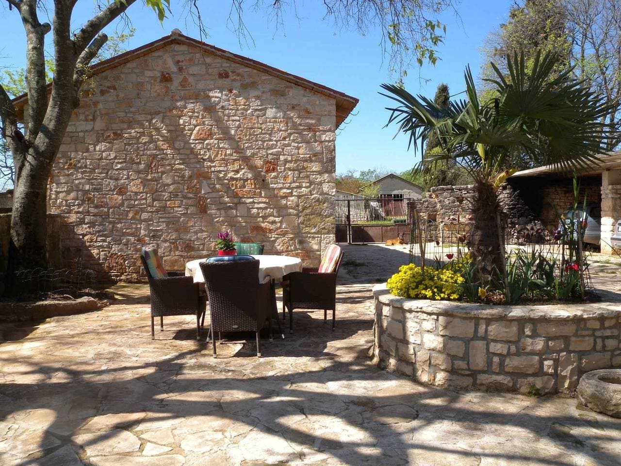Ferienhaus in ruhiger Lage mit Terrasse 1